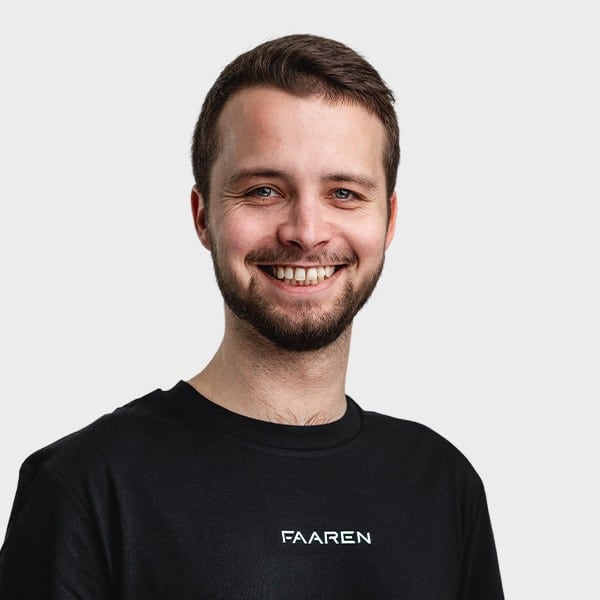 Lars Steinmetzer, Teamlead Operations bei FAAREN